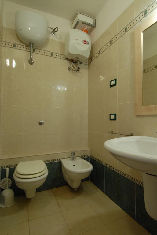 Villaggio Camping Uria 弗切瓦拉诺 外观 照片