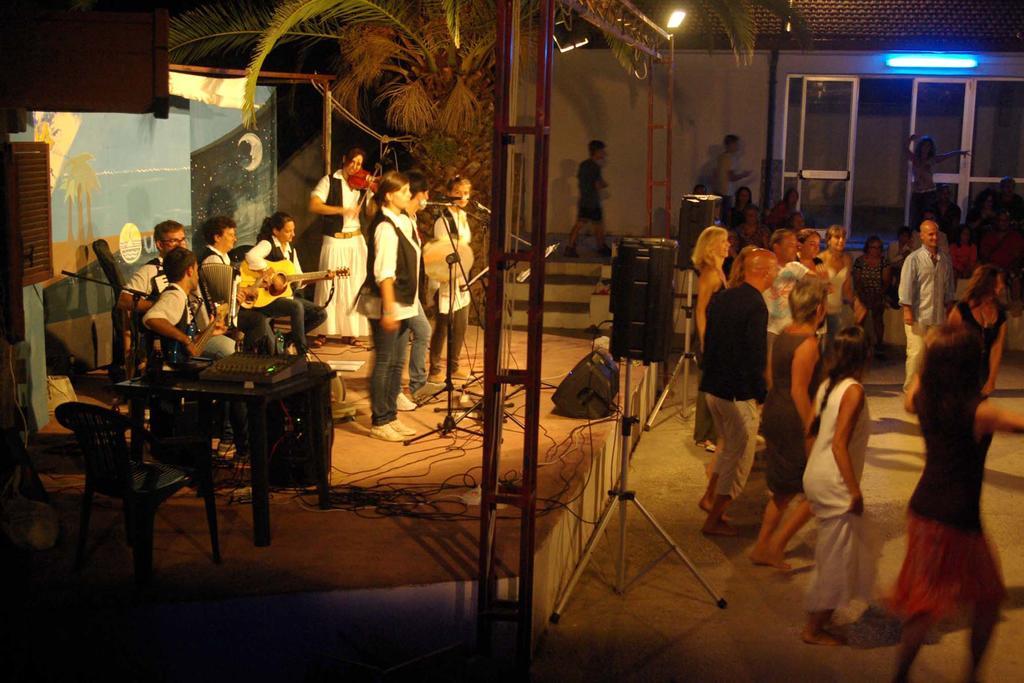 Villaggio Camping Uria 弗切瓦拉诺 外观 照片